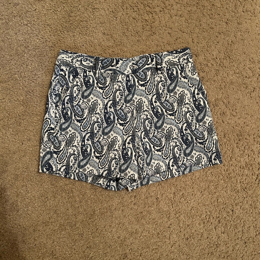 Vince Camuto Navy and White Paisley High Waist Shorts